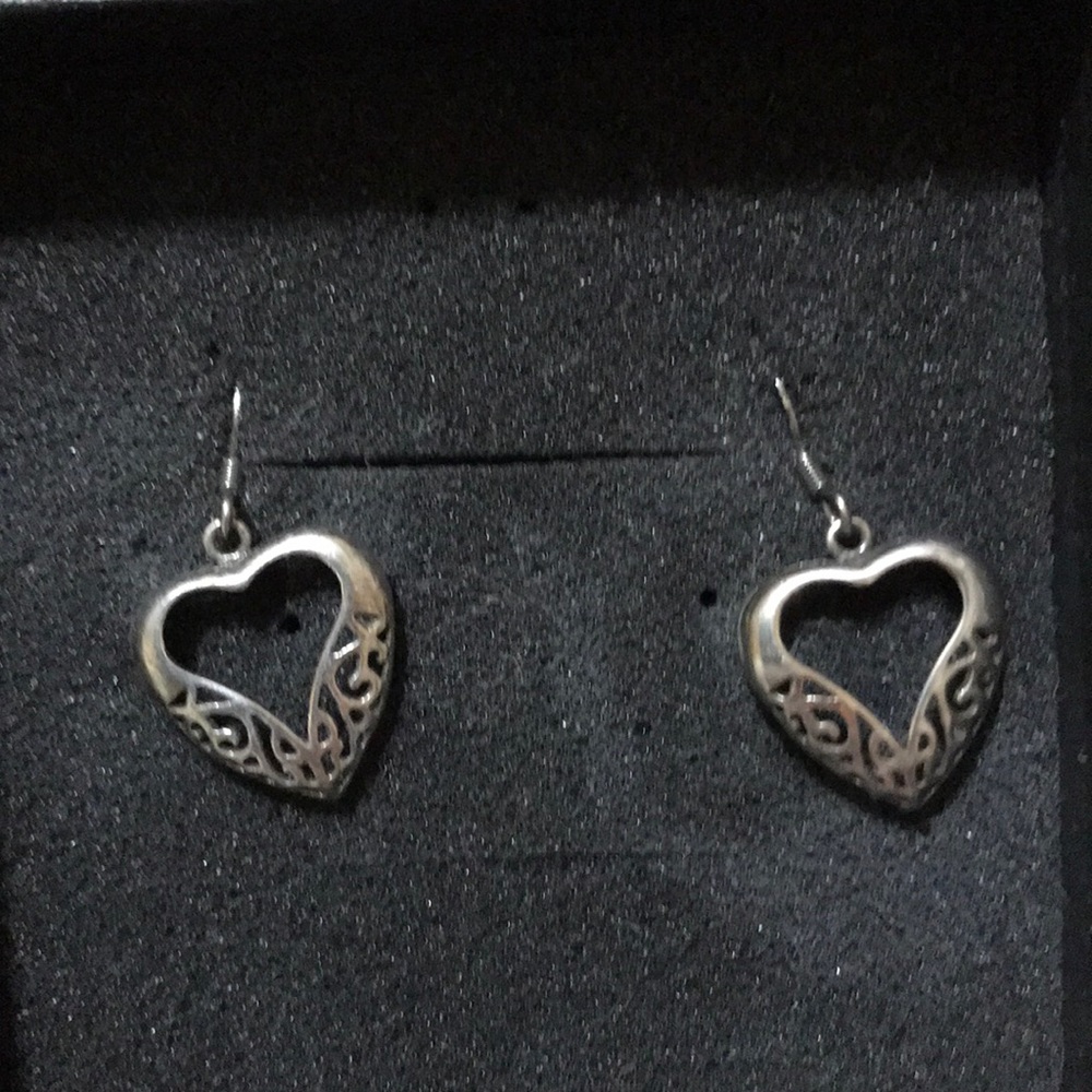 Silver heart earrings never worn